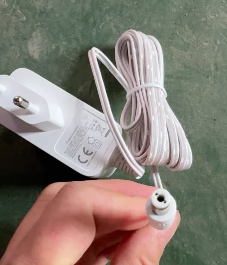 آداپتور 12 ولت 1 آمپر مناسب استفاده خانگی و صنعتی