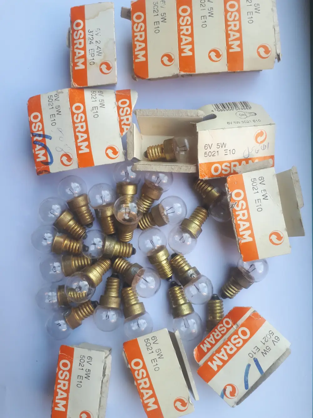 لامپ اسرام Osram 5021 6 ولت 5 وات پایه E10